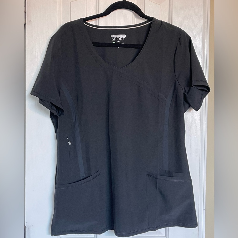 Performance Sport scrubs by HH360 XL top, L bottom